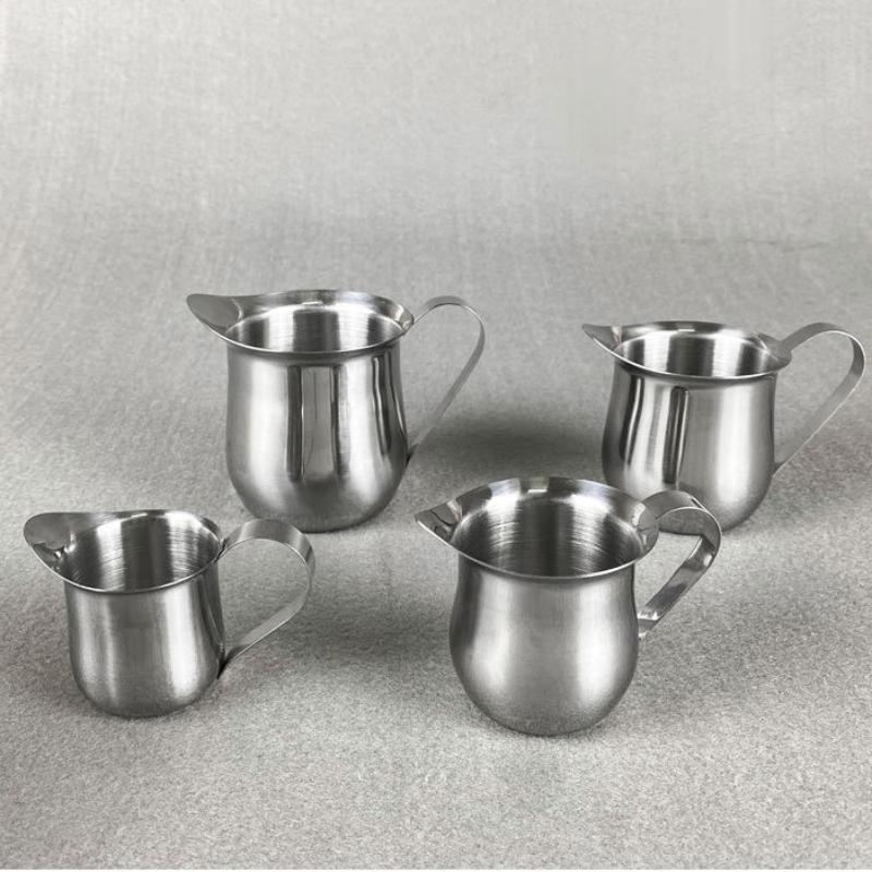 إبريق رغوة الحليب المصنوع من ا - مراجعة Barista Milk Jug وسعره
